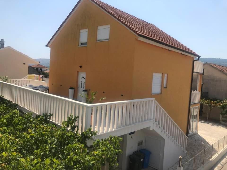 Villa Mirco Poljica  ภายนอก รูปภาพ