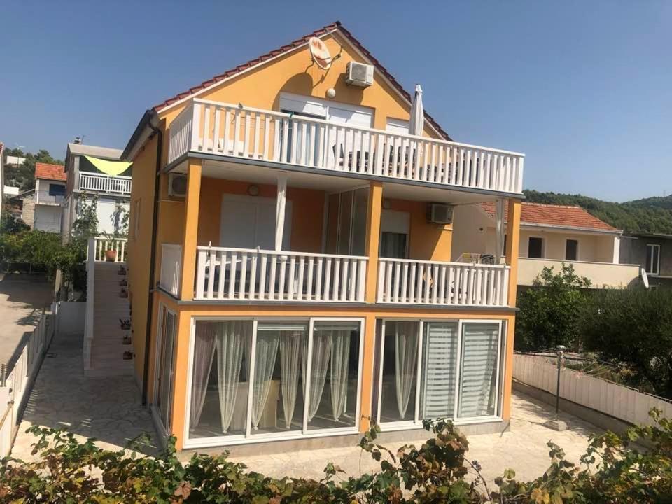 Villa Mirco Poljica  ภายนอก รูปภาพ